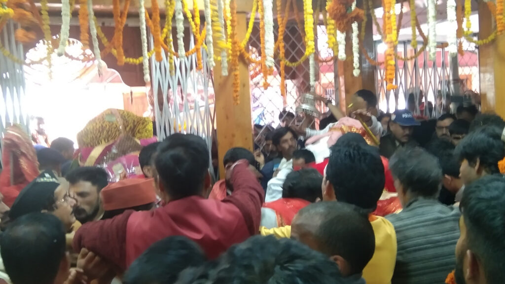 गंगोत्री यमुनोत्री धाम 